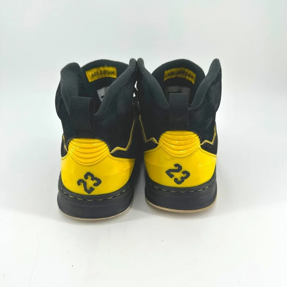 Nike Air Jordan‎ Sixty Club 535790-050 Black/Yellow 'Taxi' Mens Size 11